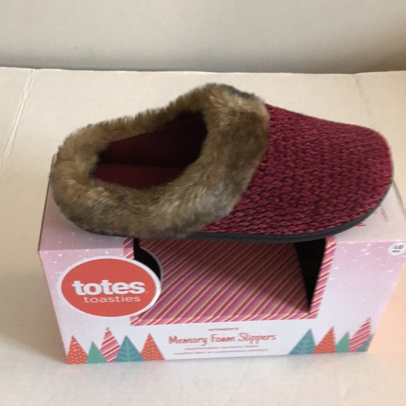 Totes toasties Woman’s Memory Foam Slippers - Maroon - Picture 2 of 6
